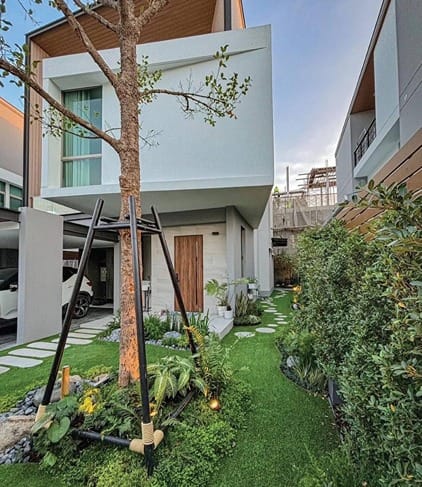 Tukang Taman di Mojokerto